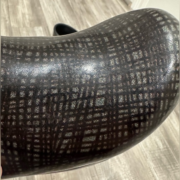 Dansko Professional Clog- Patent Leather, Women’s 8.5 - Picture 15 of 15